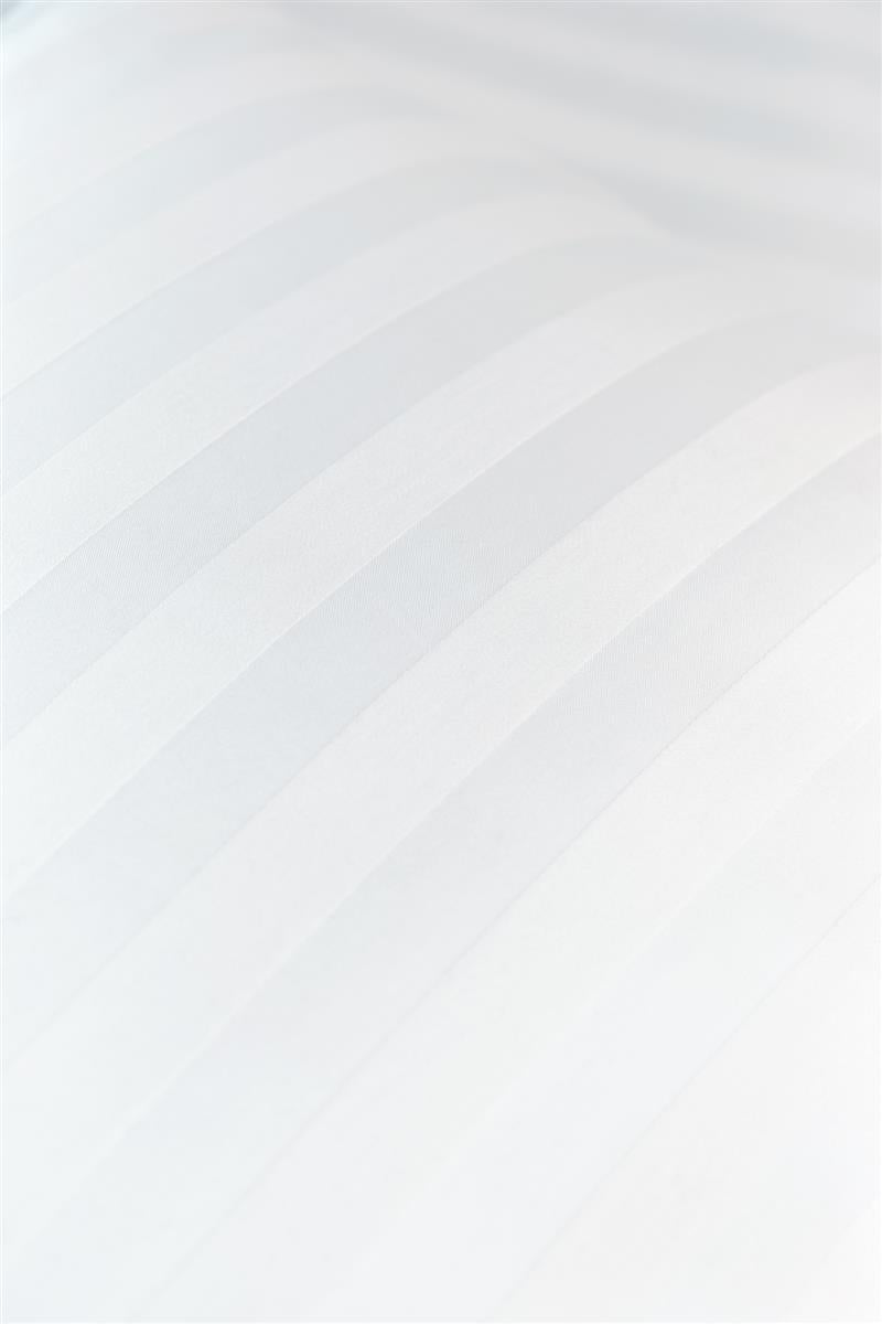 Beddinghouse Shine Pillowcase - White