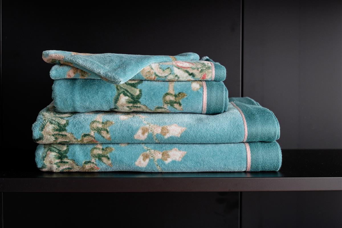 Beddinghouse x Van Gogh Museum Beach Blossom Strandtuch - Blau