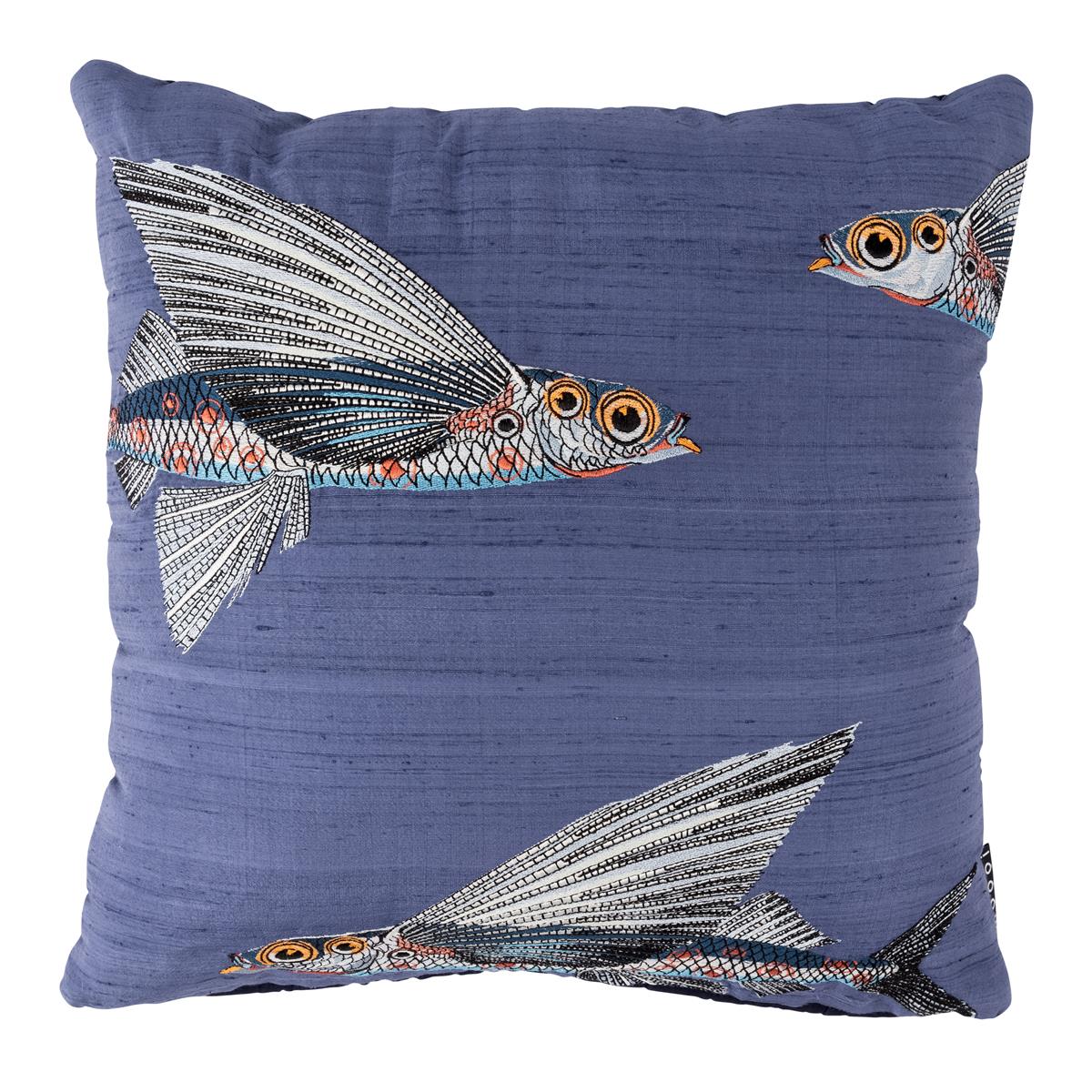 MOOOI Embroidered Flying Coral Fish Zierkissen - Blau
