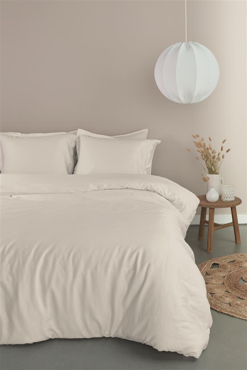 Ambiante Satin Uni Bed Linen - White