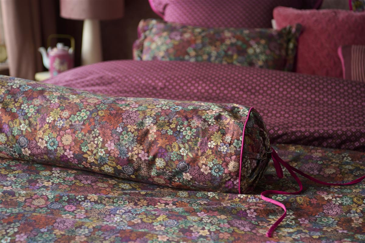 Pip Studio Tutti i Fiori Roll Zierkissen - Dunkelrot