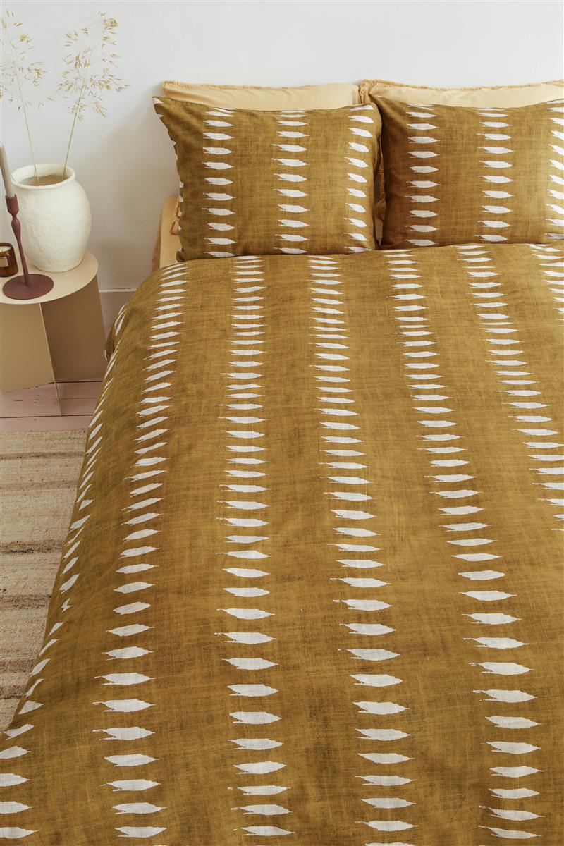 vtwonen Ikat bed linen - ochre