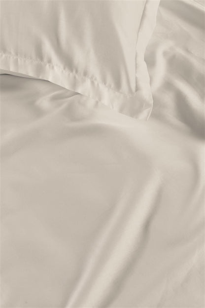 Ambiante Satin Uni Bed Linen - White