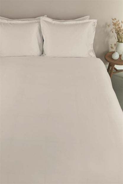 Ambiante Satin Uni Bed Linen - White