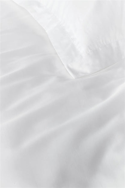 Beddinghouse Gloss Bed Linen - White