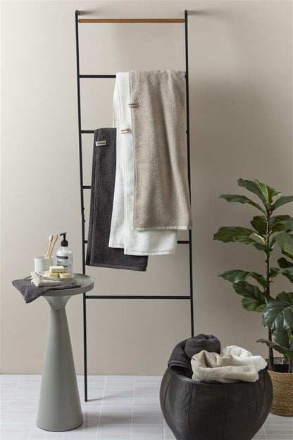 vtwonen Soft Embrace bathroom textiles - sand