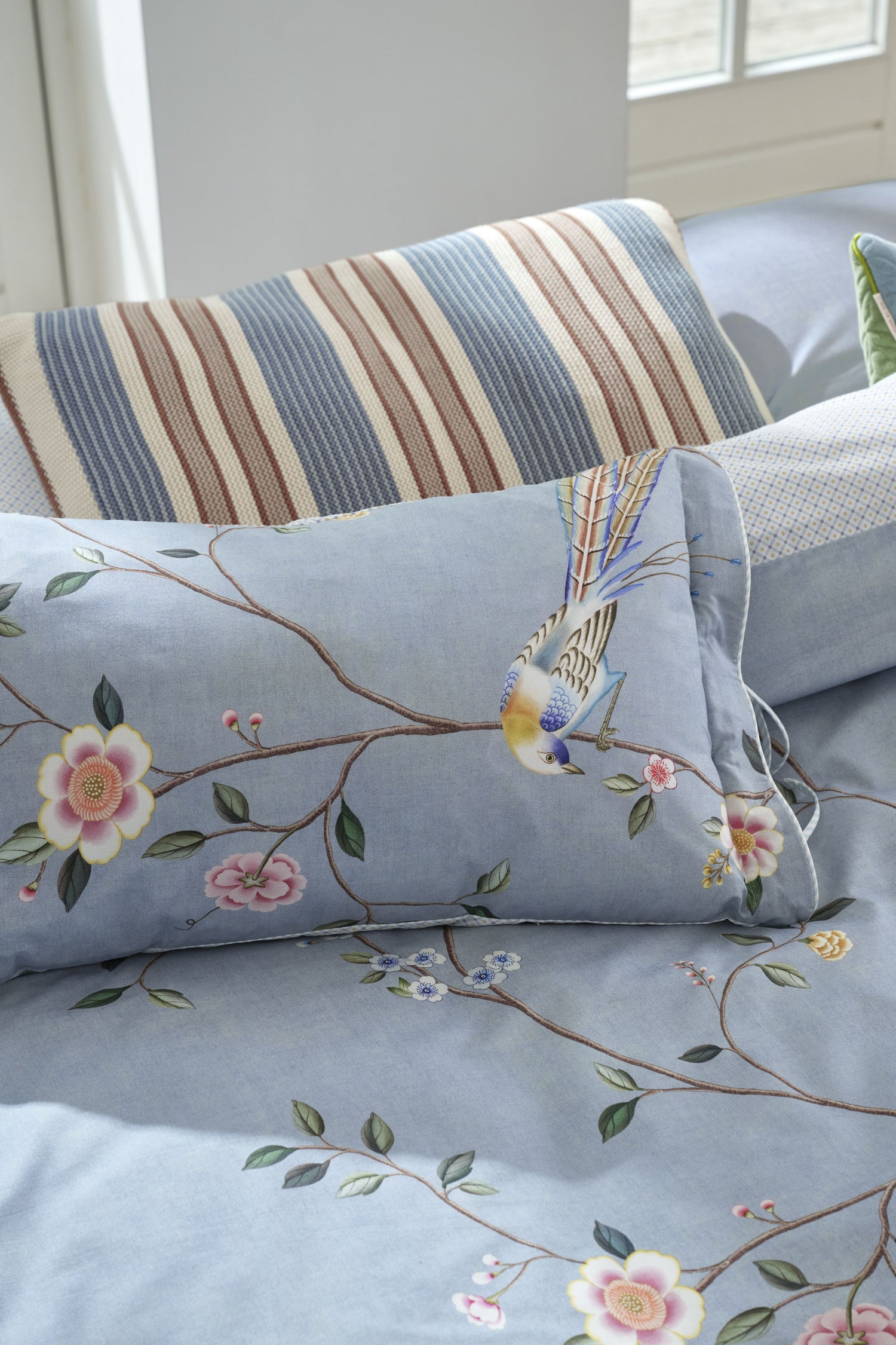 Pip Studio Bamboo Blossom Kissen - Hellblau