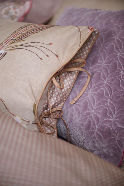 Pip Studio Bamboo Blossom Kissen - Khaki