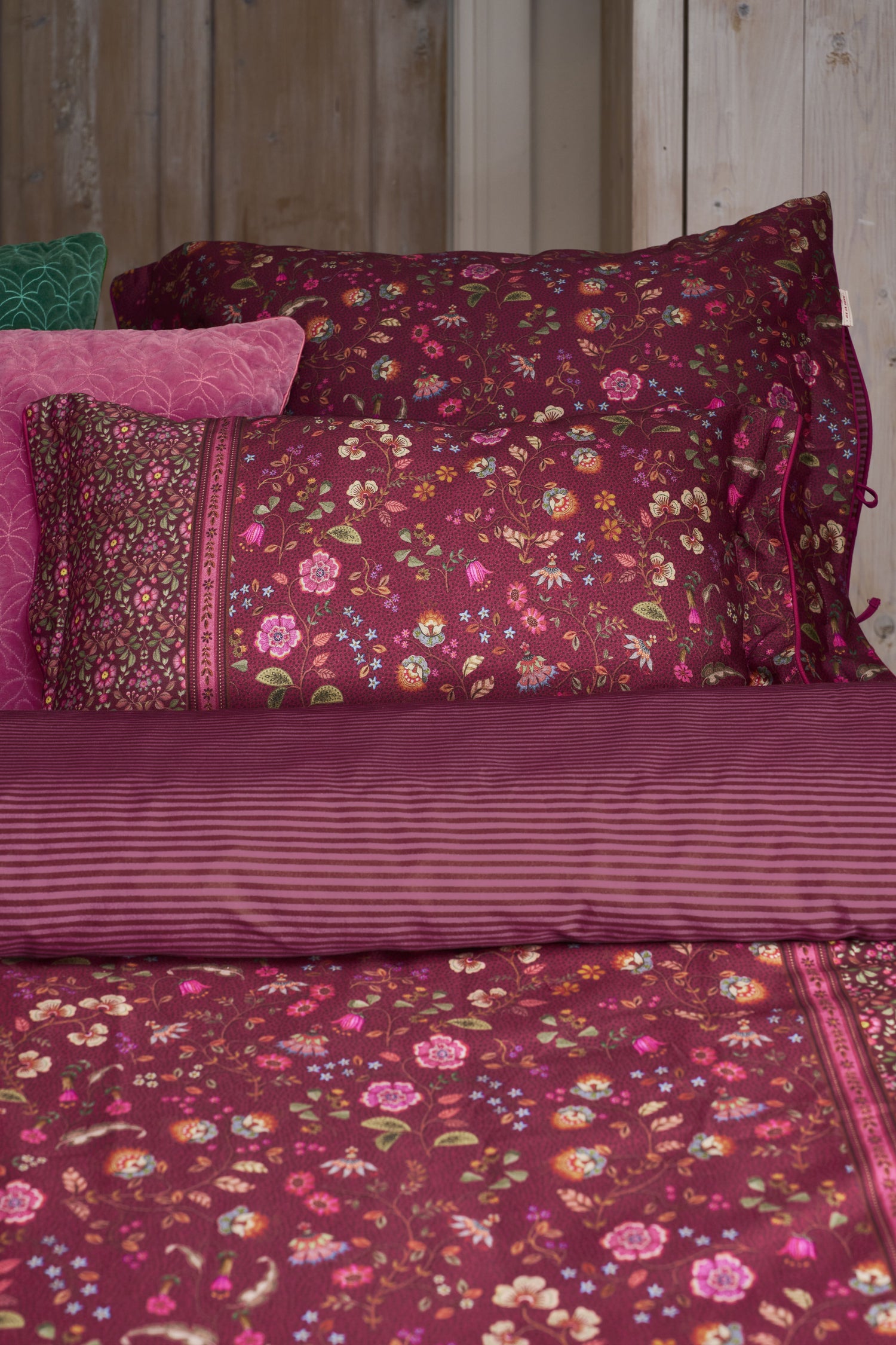 Pip Studio Flora Bangalore Kissen - Dunkelrosa