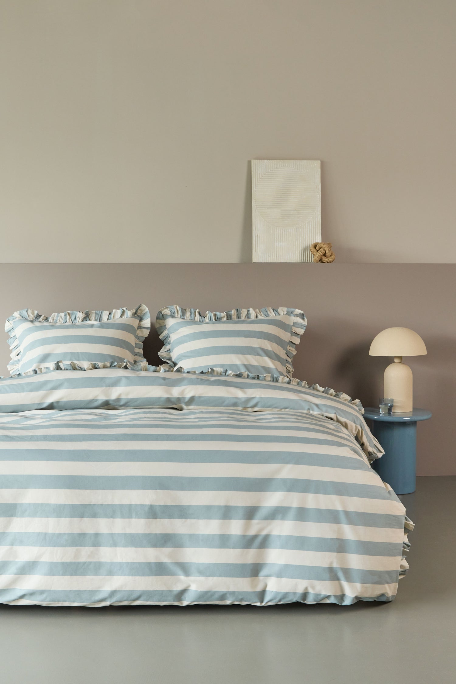 Ambiante Striped Ruffle Bettwäsche - Blau