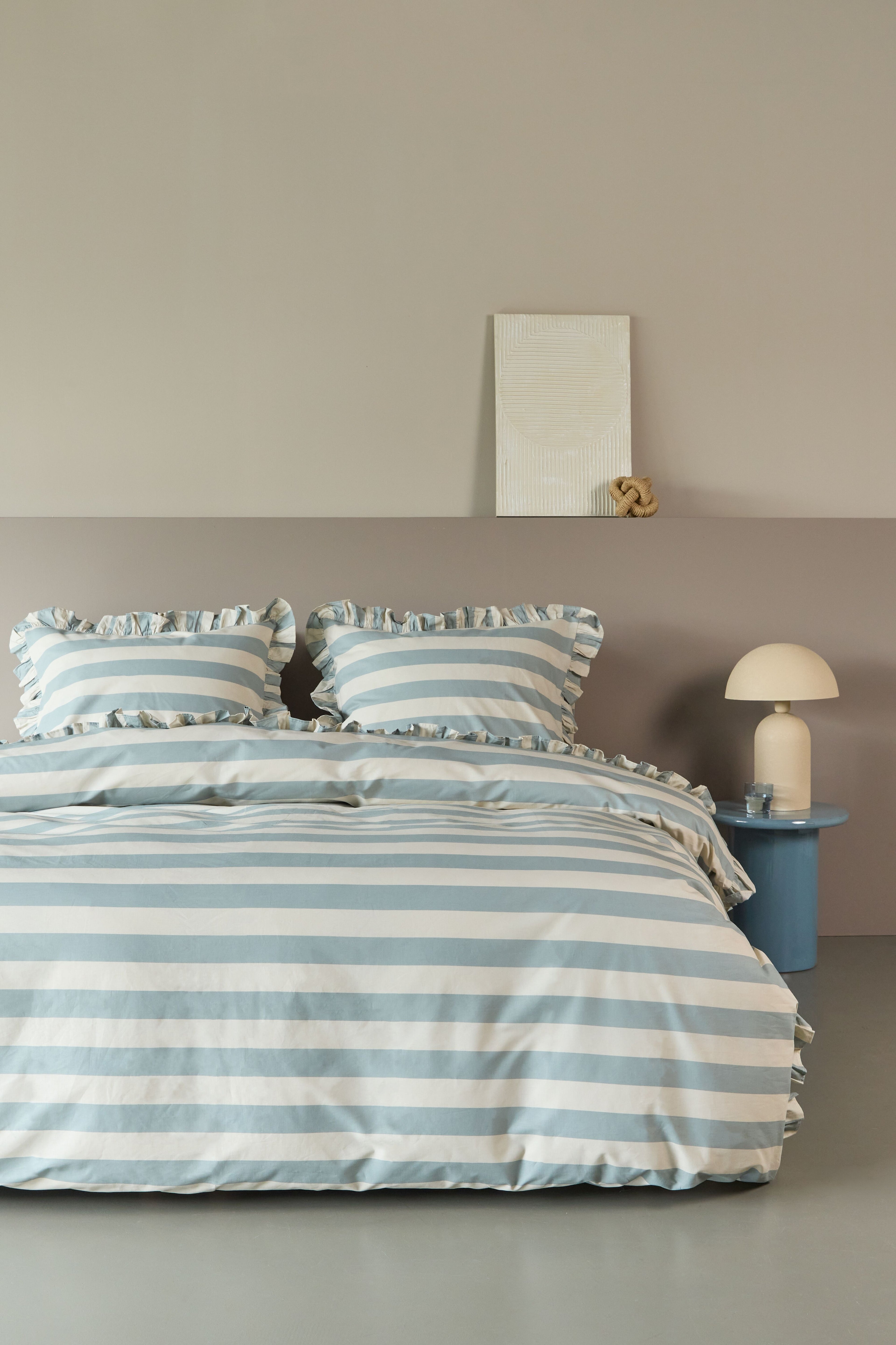 Ambiante Striped Ruffle Bettwäsche - Blau