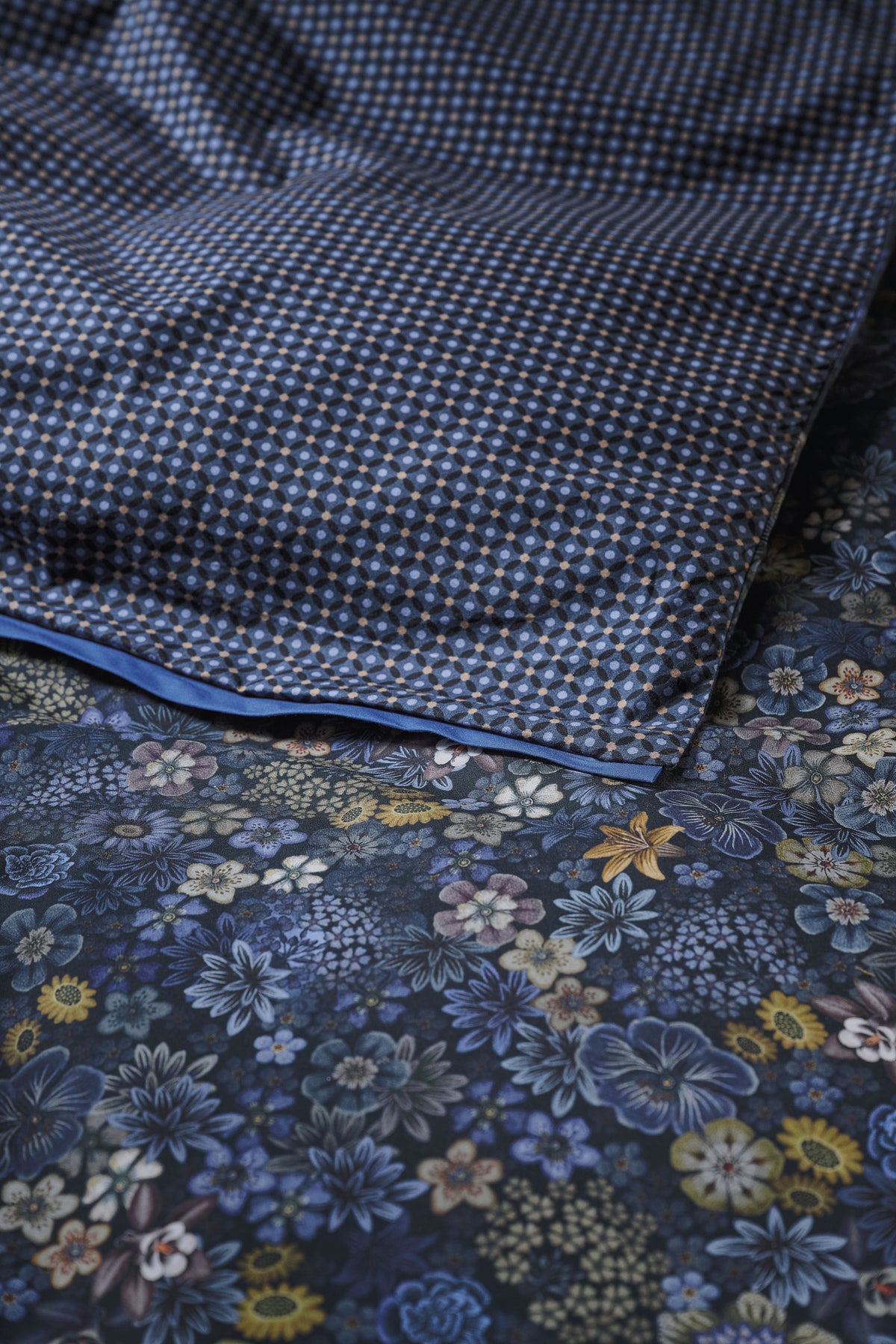 Pip Studio Tutti I Fiori Bettwäsche - Dunkelblau